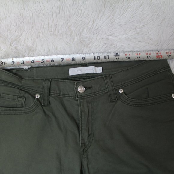 WOMEN LEVIS PANTS OLIVE GREEN 524 SKINNY SZ 13 - Picture 3 of 5